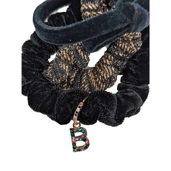 Letter B Charm Hair Tie Scrunchie Set - Picture 5 of 5